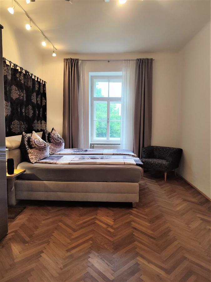 Bookstyrian1 Apartment Graz Luaran gambar